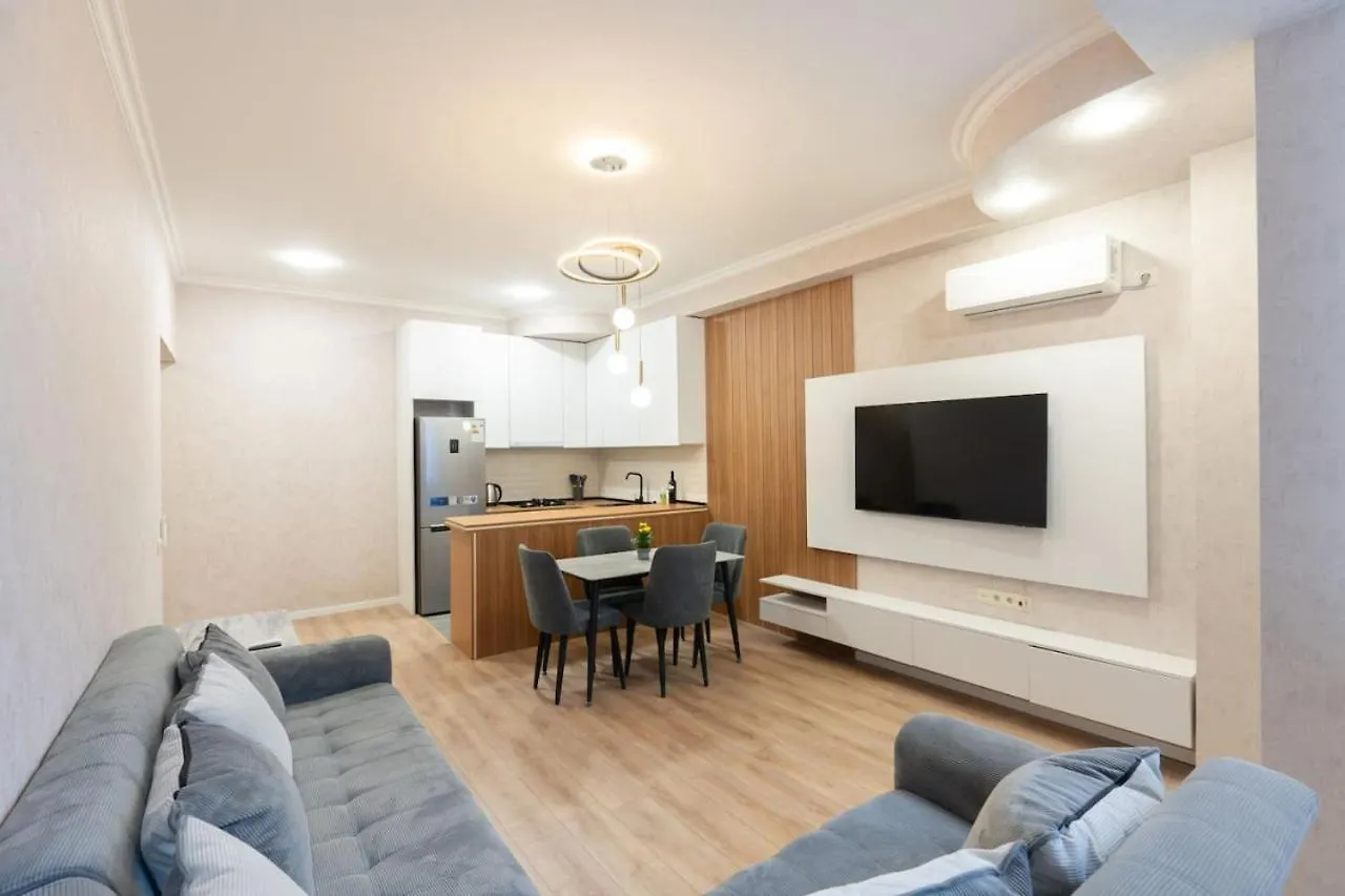 The Vake Nest - Modern 2-Bedroom Apartment Tiflis