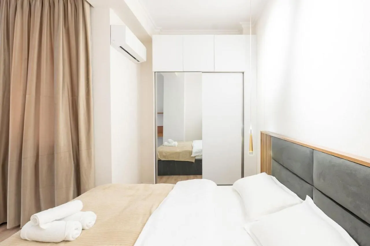 The Vake Nest - Modern 2-Bedroom Apartment 트빌리시