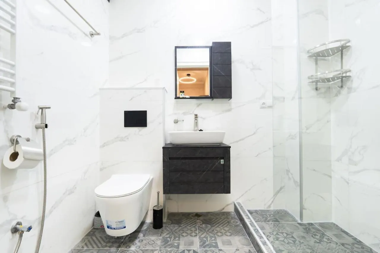 The Vake Nest - Modern 2-Bedroom Apartment 트빌리시
